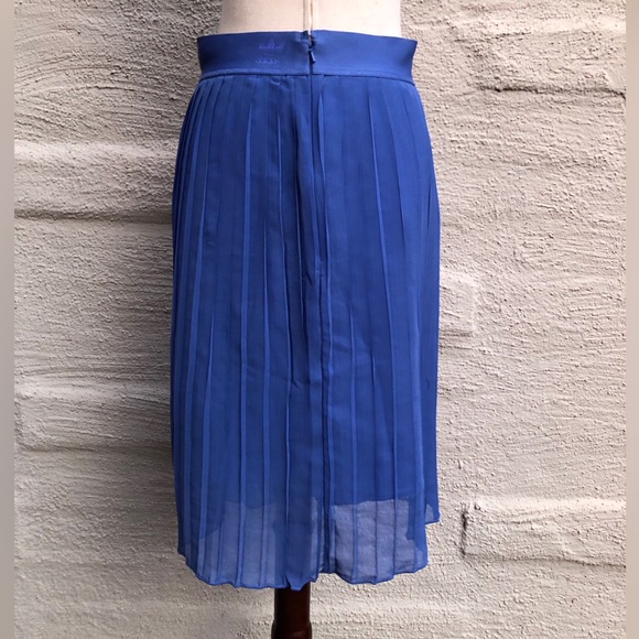 Adidas Periwinkle Blue Pleated, Lined, Midi Athletic Skirt. Size- S - Picture 3 of 8